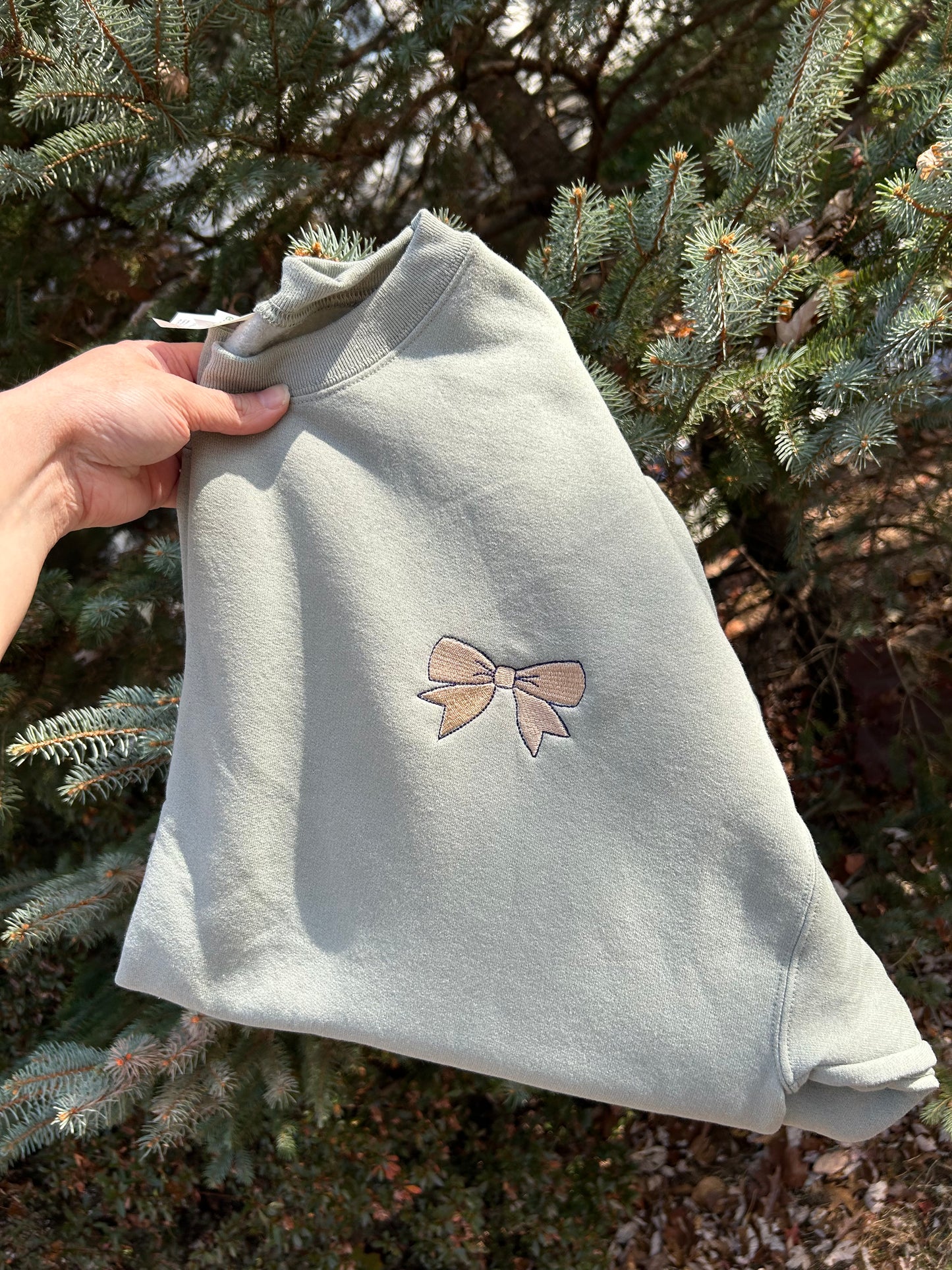 Embroidered Bow Crewneck