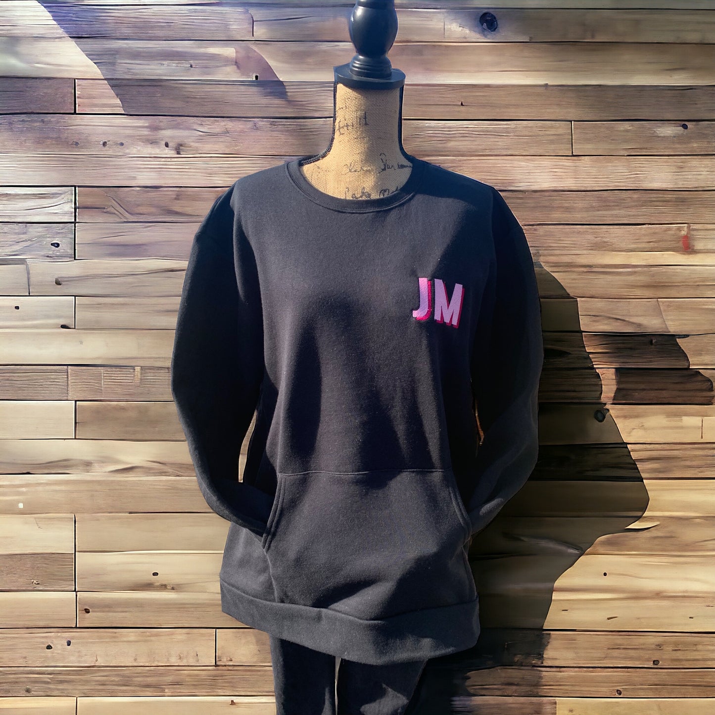 Shadow block crewneck with pocket