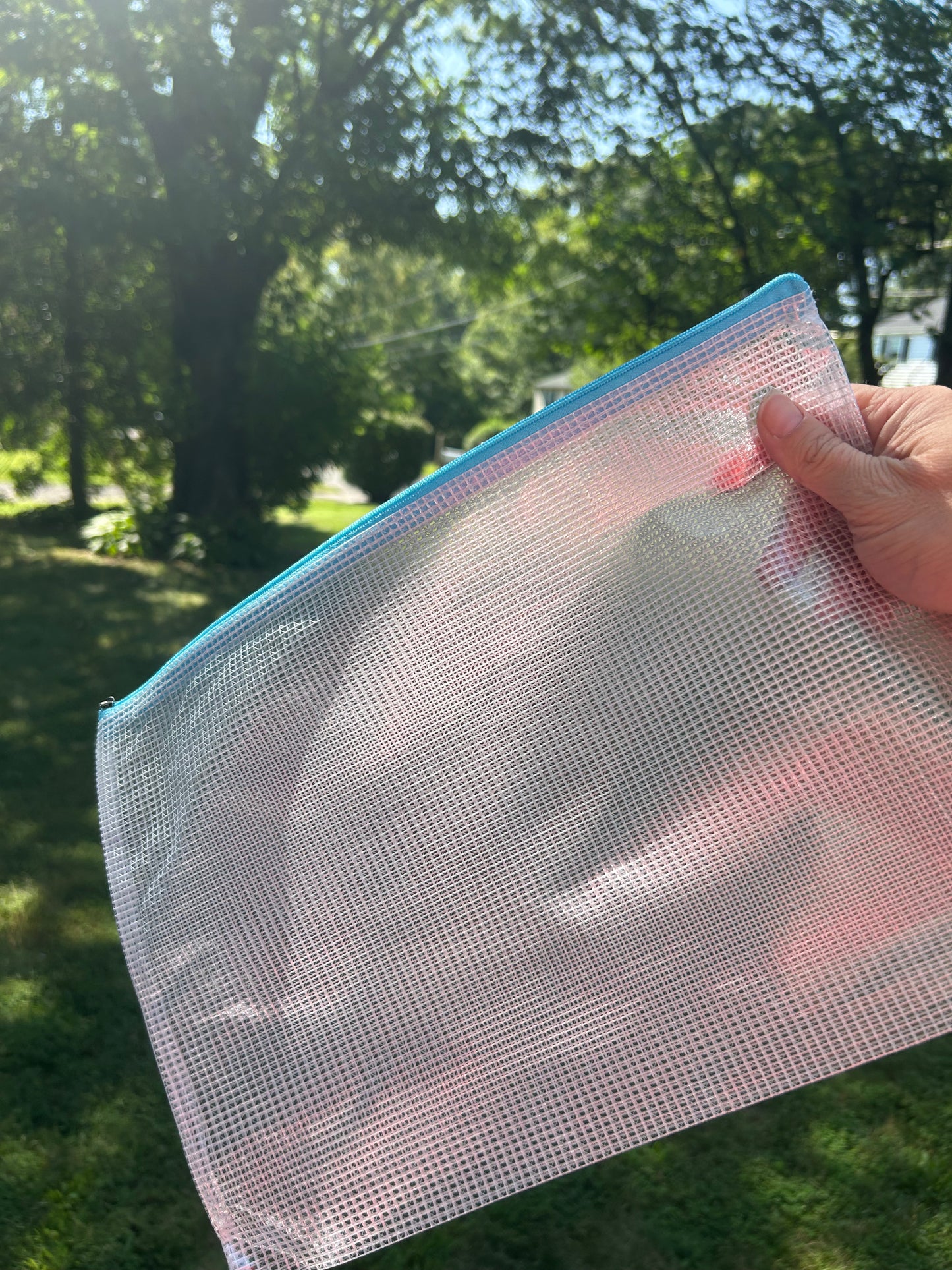 Mesh Zipper Pouch