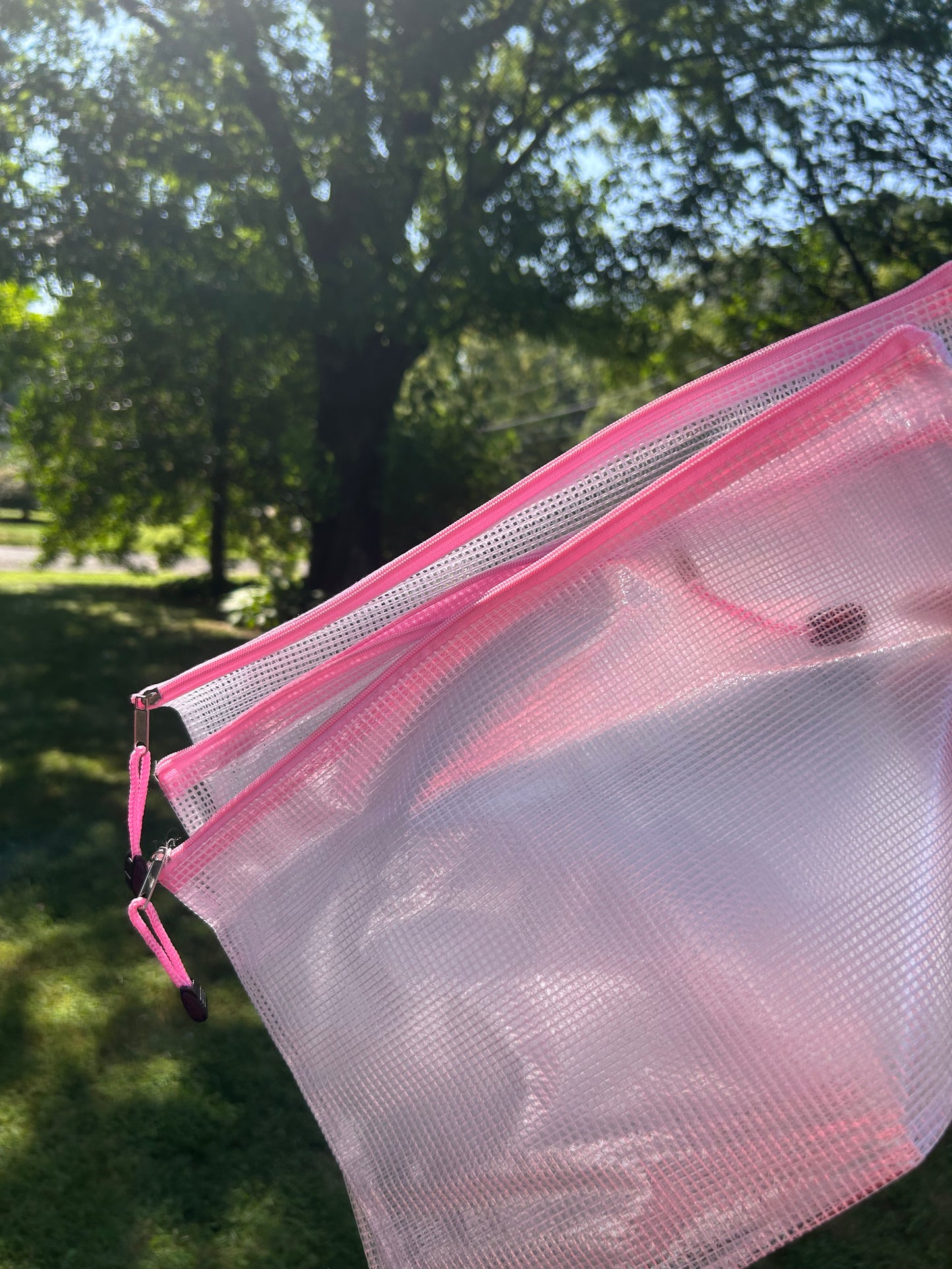 Mesh Zipper Pouch