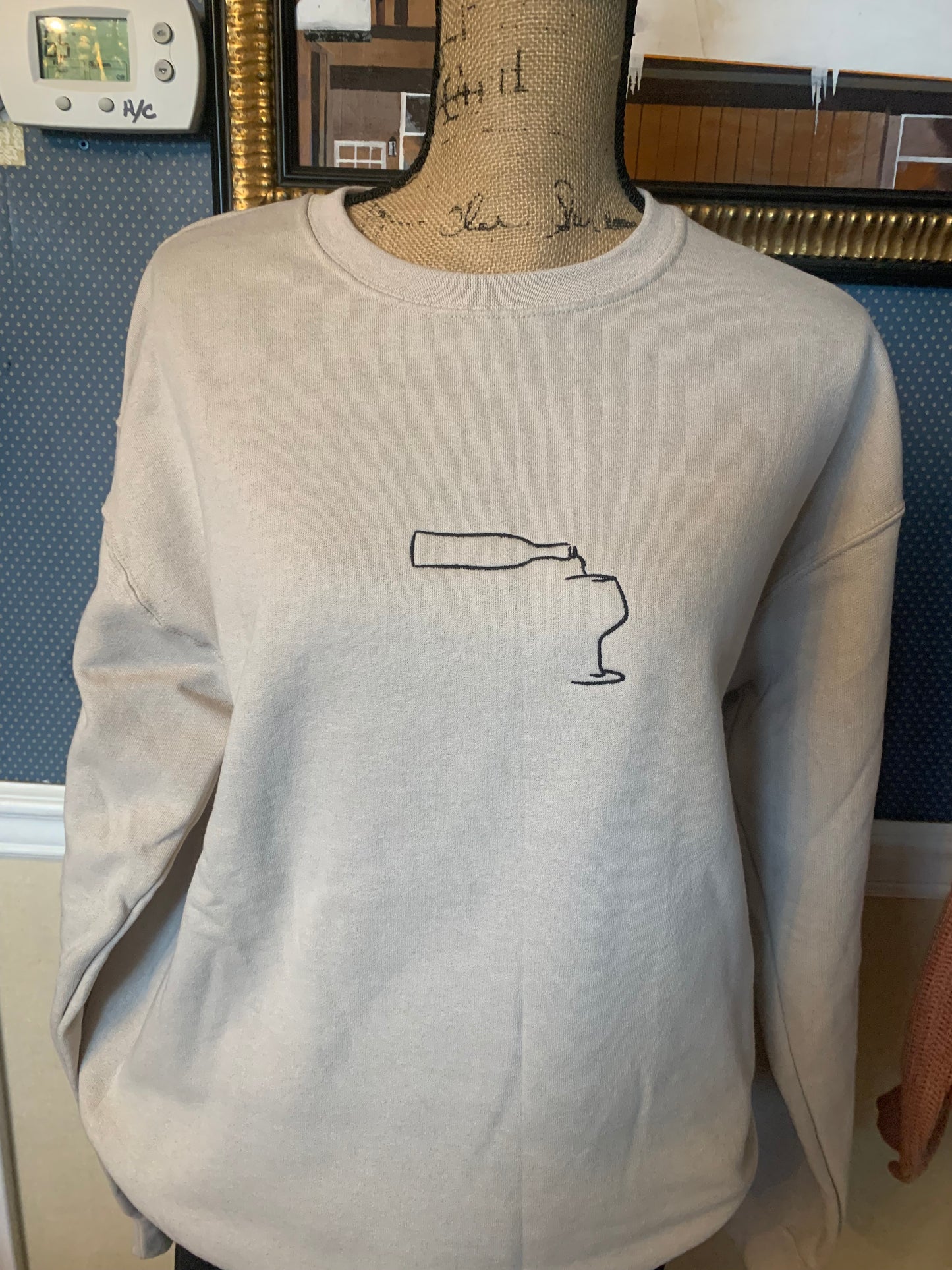 Wine bottle and glass crewneck