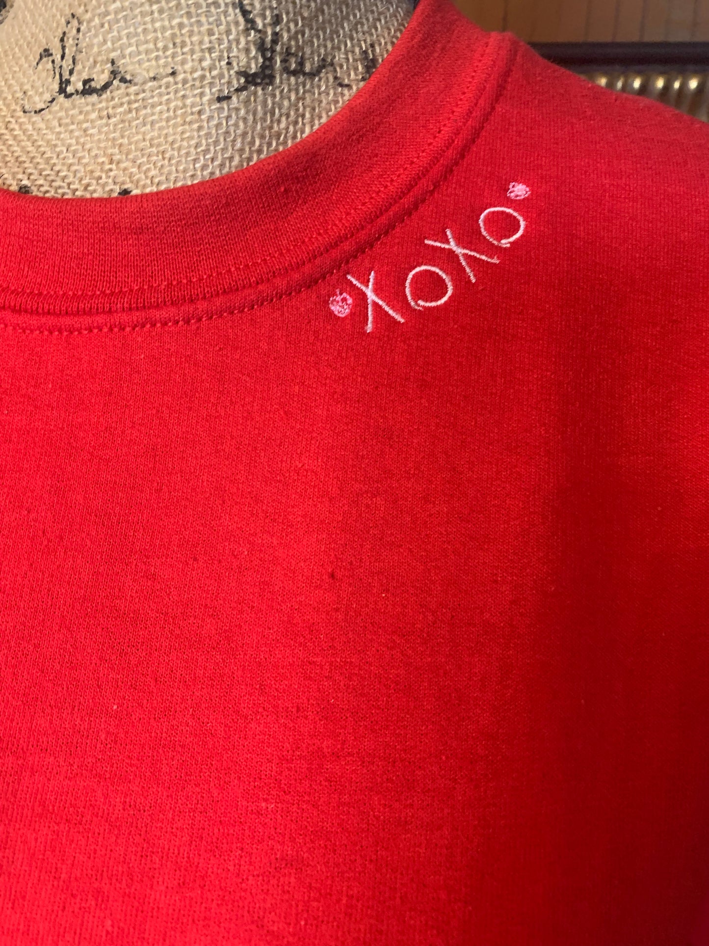 XOXO with hearts embroidered collar