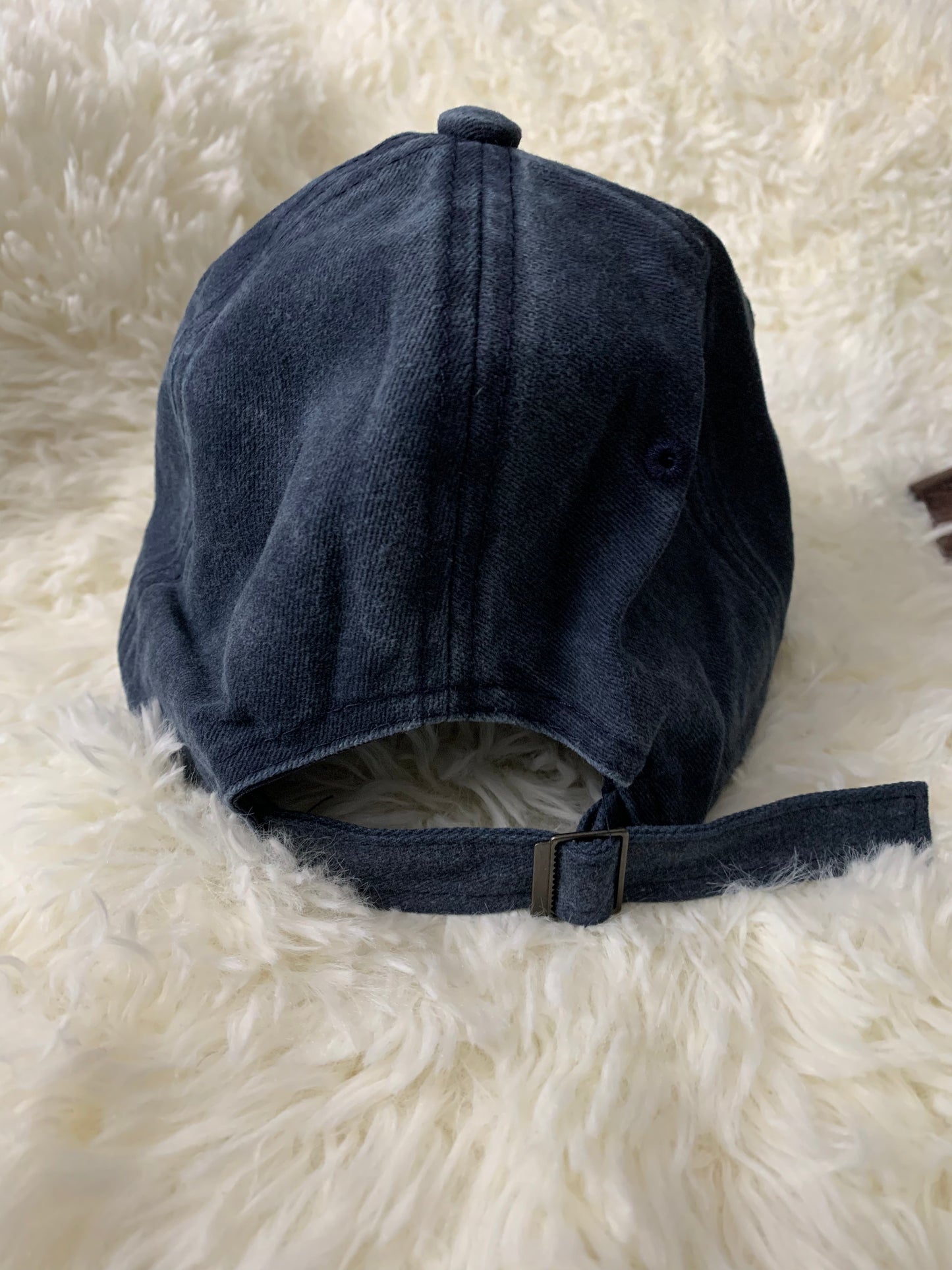 Blue mama hat