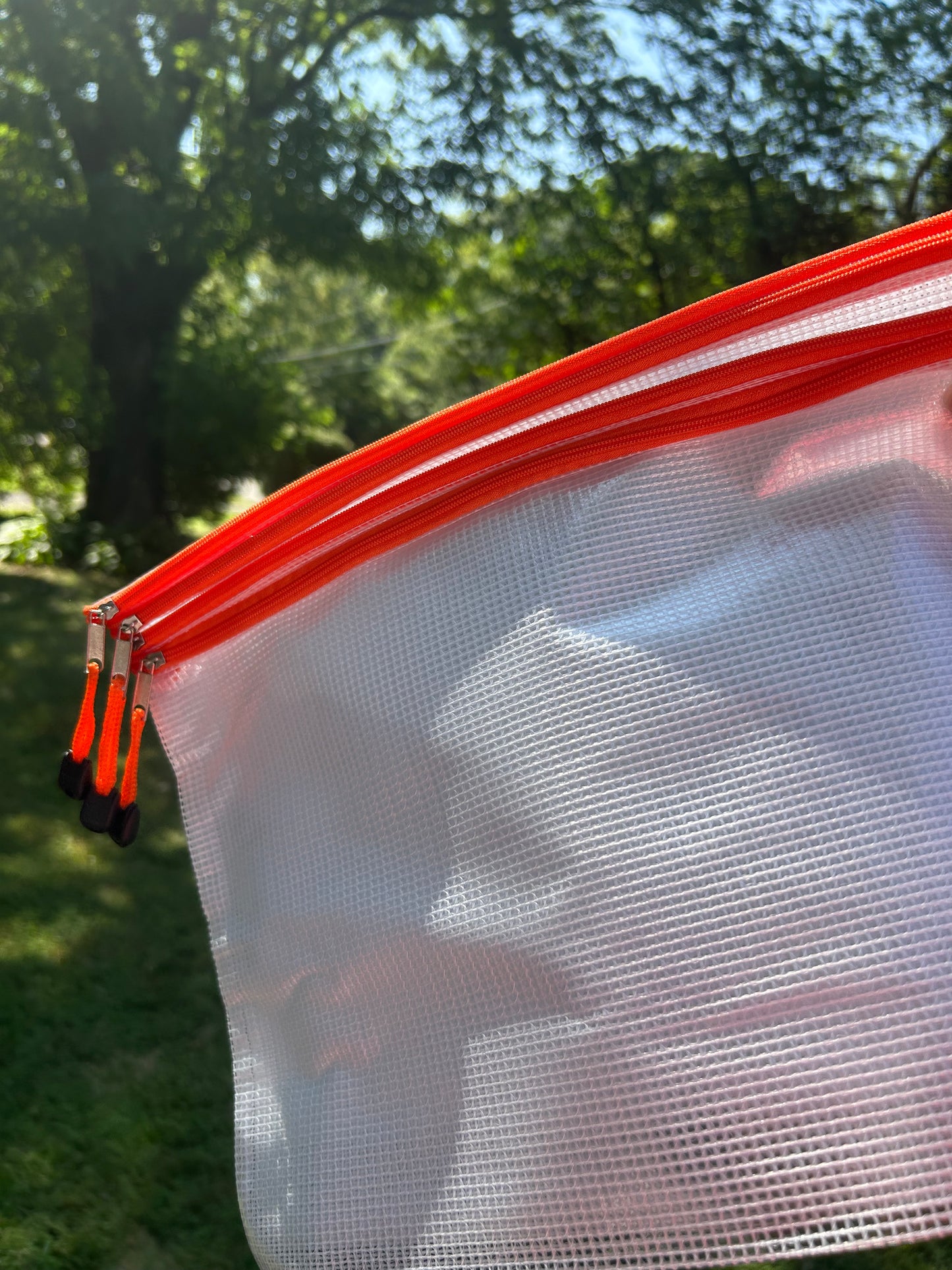 Mesh Zipper Pouch