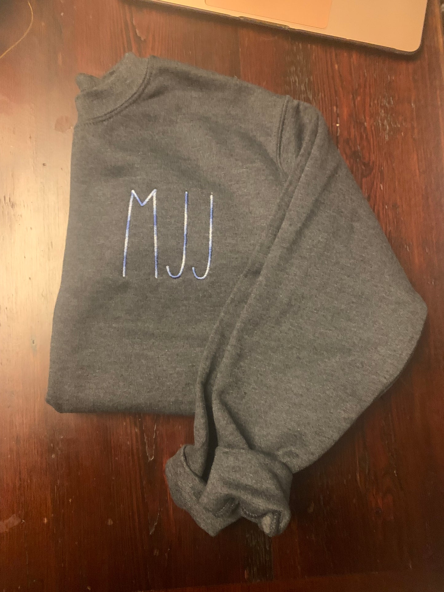 Kids personalized crewneck